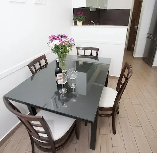 Atlantida Apartment *