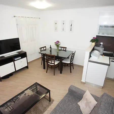 Apartment Atlantida *